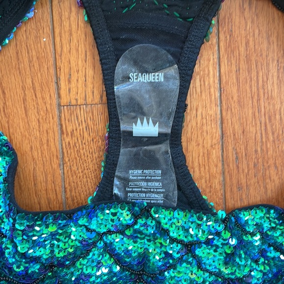 Sea Queen mermaid bikini by Discount Universe size M - Picture 3 of 6